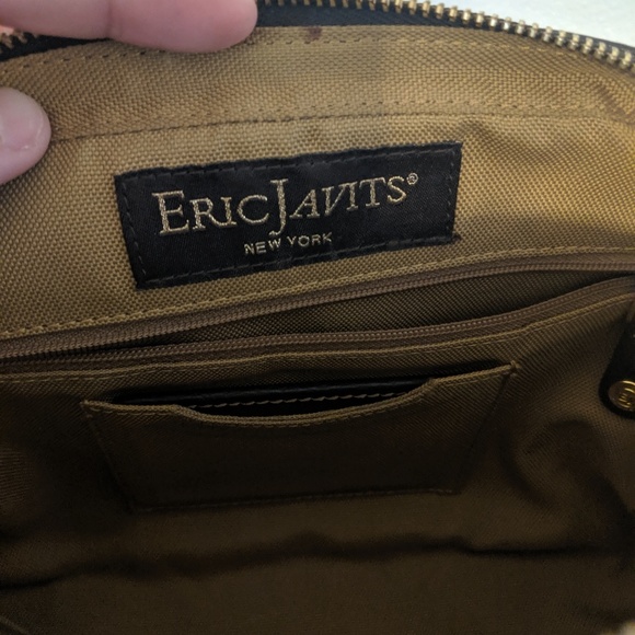 Eric Javits Crossbody - Picture 6 of 8